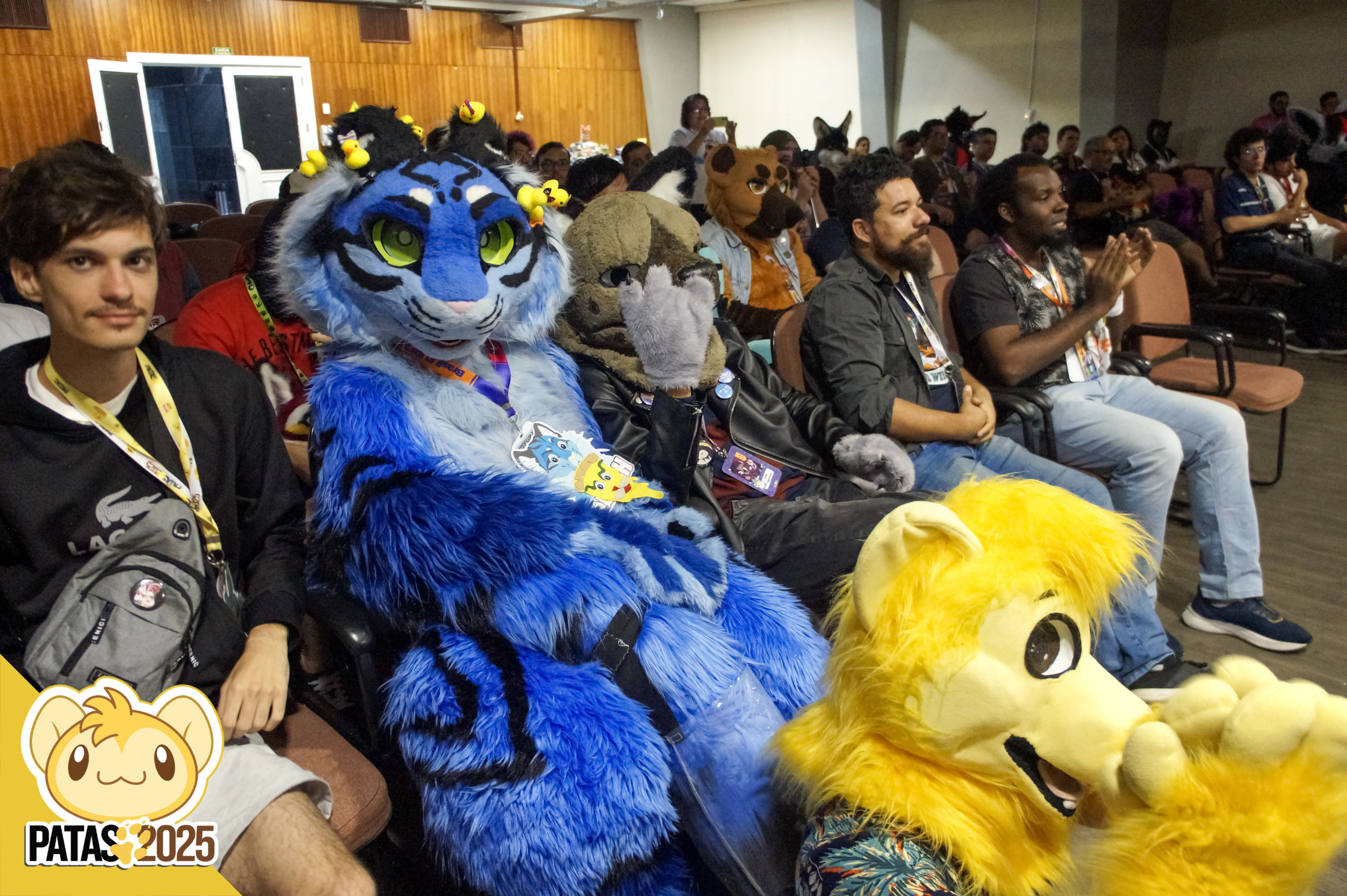 Uma convenção feita por quem vive o fandom